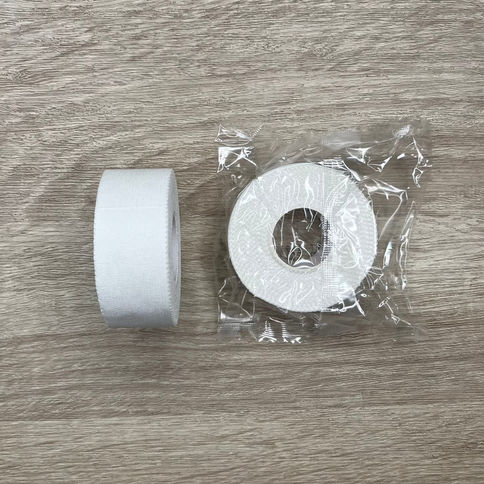 TAPE First 2.5cm x 10m BLANC